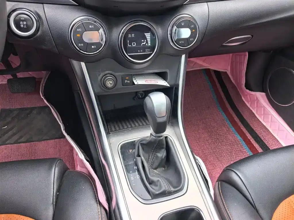 Song 2016 2.0TID Automatic Premium Edition — миниатюра 14
