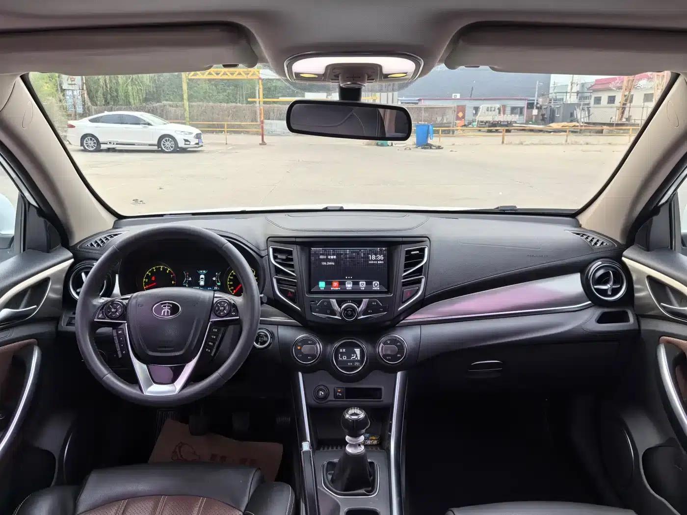Song 2016 Grand Edition 1.5TI Manual Elite — миниатюра 9