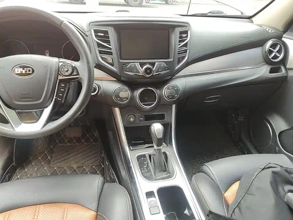 Song 2016 2.0TID Automatic Premium Edition — миниатюра 13