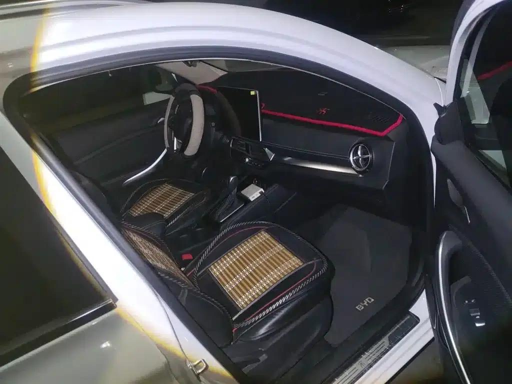 Song 2019 1.5TI Automatic Intelligent Connected Advanced Edition — миниатюра 20