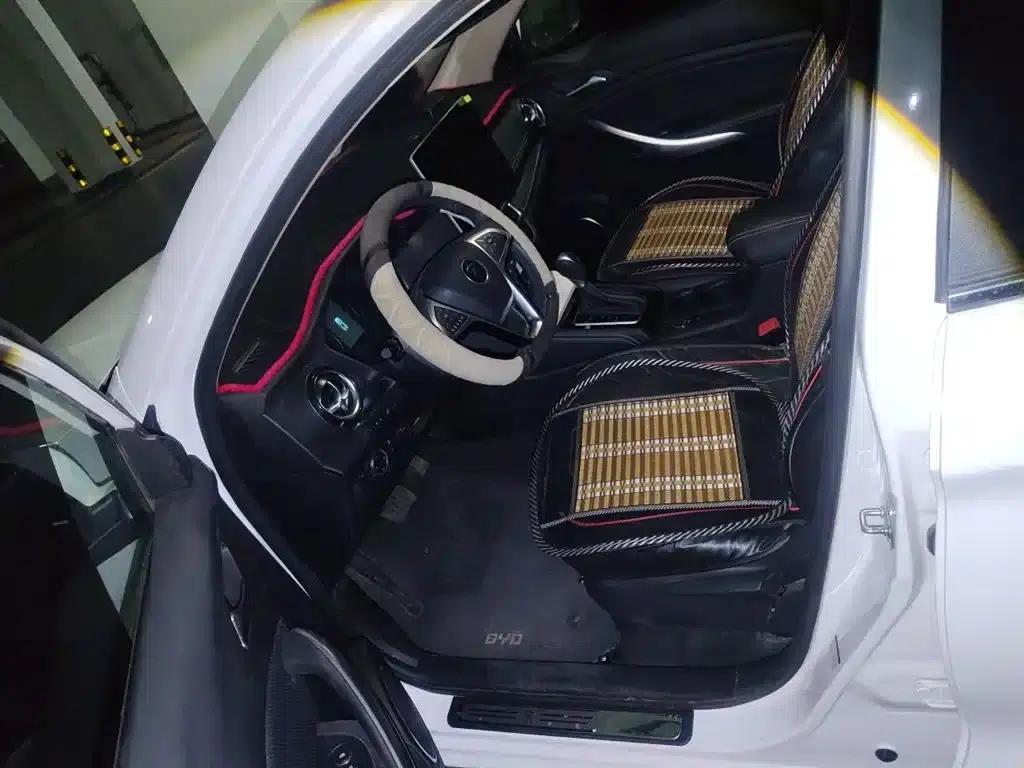 Song 2019 1.5TI Automatic Intelligent Connected Advanced Edition — миниатюра 8