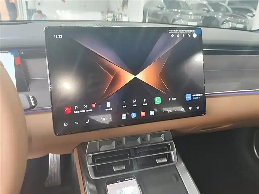 Han L 2025 EV All-Wheel Drive LiDAR Flagship Edition — миниатюра 13