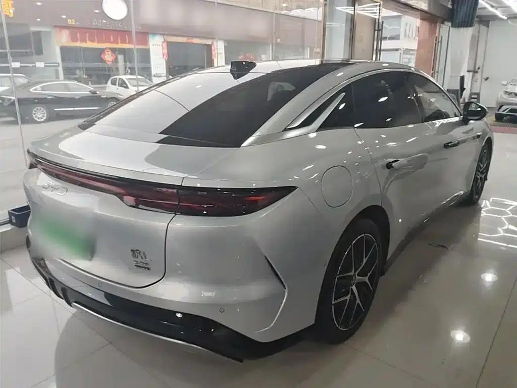 Han L 2025 EV All-Wheel Drive LiDAR Flagship Edition — миниатюра 7