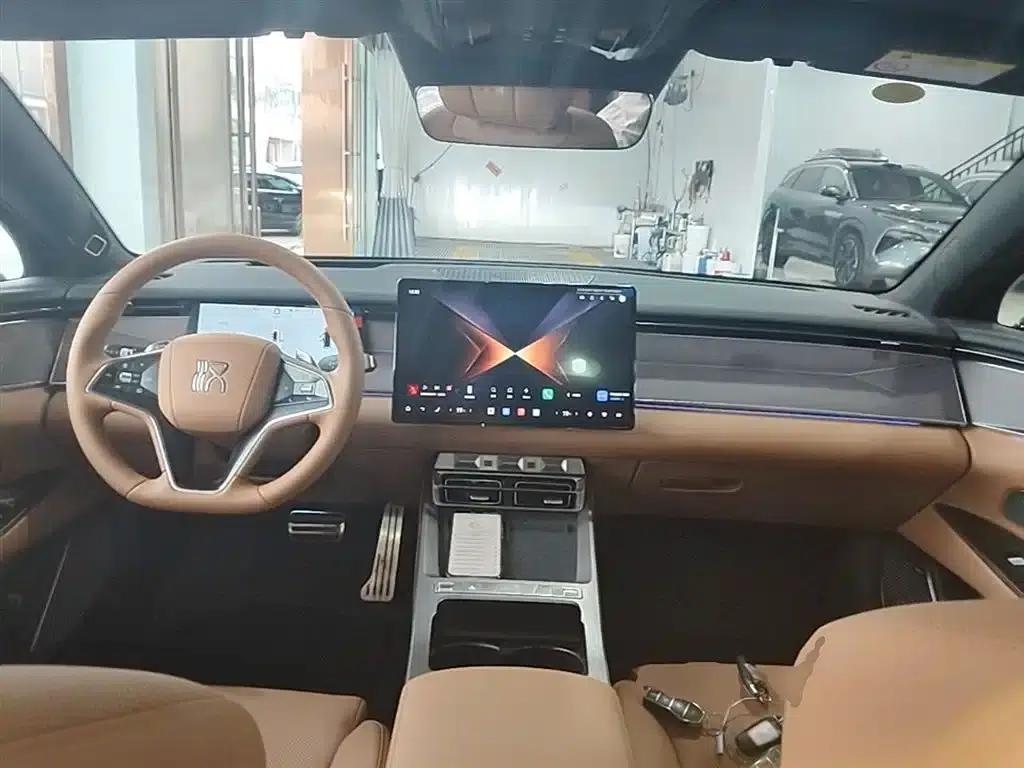 Han L 2025 EV All-Wheel Drive LiDAR Flagship Edition — миниатюра 10