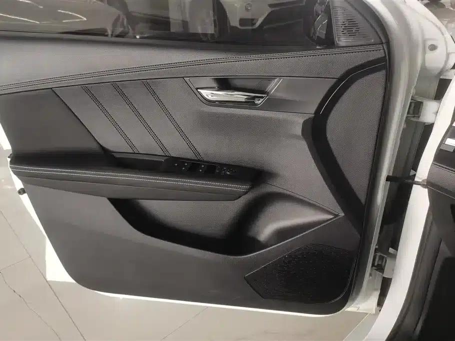 BYD e2 2021 Comfort Model — миниатюра 7