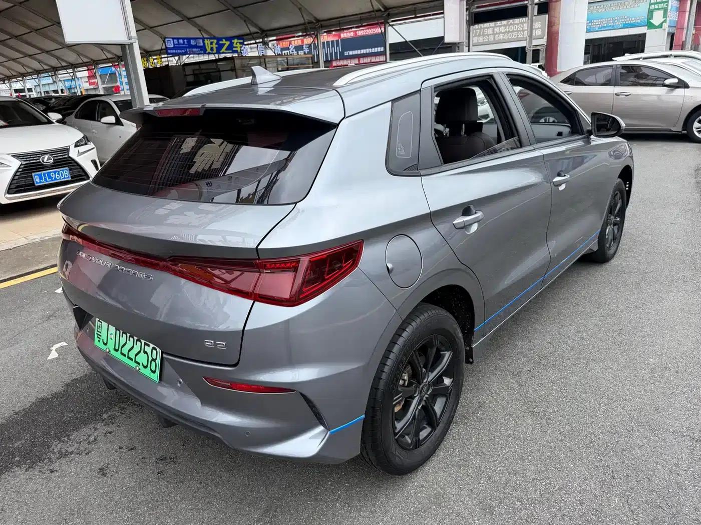 BYD e2 2021 Luxury Edition — миниатюра 15