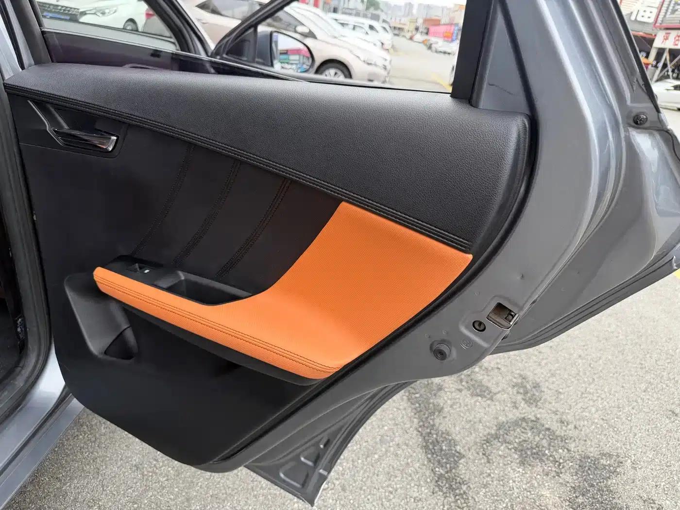 BYD e2 2021 Luxury Edition — миниатюра 19
