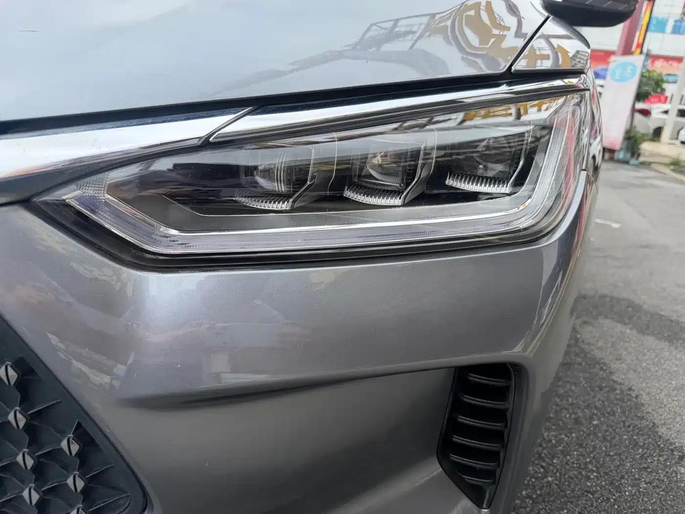 BYD e2 2021 Luxury Edition — миниатюра 4
