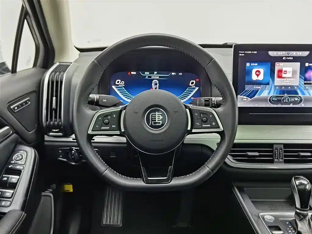 Tang 2018 2.0T Automatic Intelligent Connected Premium 7-seater National V Emission Standard — миниатюра 11