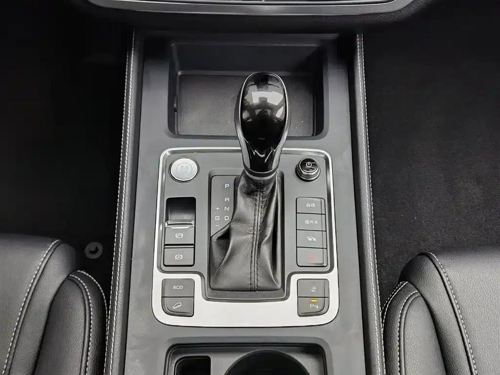 Tang 2018 2.0T Automatic Intelligent Connected Premium 7-seater National V Emission Standard — миниатюра 13