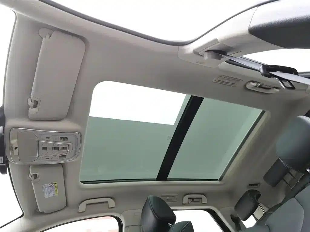 Tang 2018 2.0T Automatic Intelligent Connected Premium 7-seater National V Emission Standard — миниатюра 14