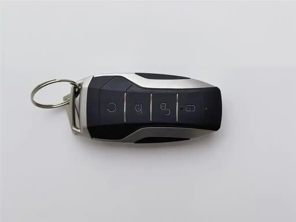 Tang 2018 2.0T Automatic Intelligent Connected Premium 7-seater National V Emission Standard — миниатюра 19