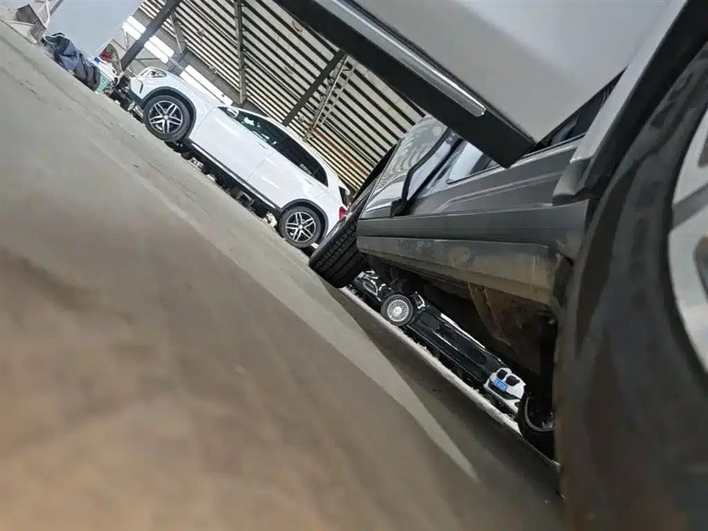 Tang 2019 2.0T Automatic Intelligent Connected Premium 7-seater National VI Emission Standard — миниатюра 21