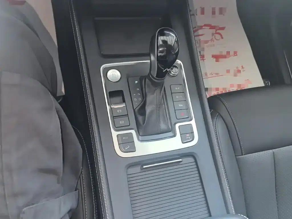 Tang 2018 2.0T Automatic Intelligent Connected Premium 7-seater National V Emission Standard — миниатюра 14