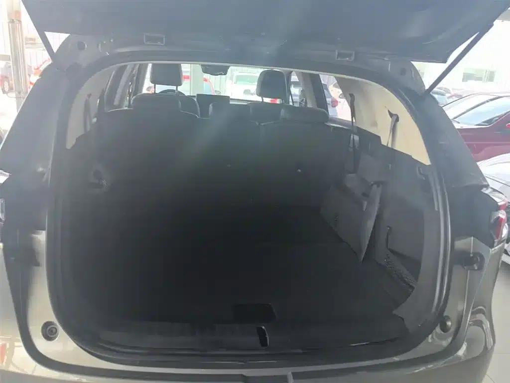 Tang 2018 2.0T Automatic Intelligent Connected Premium 7-seater National V Emission Standard — миниатюра 19