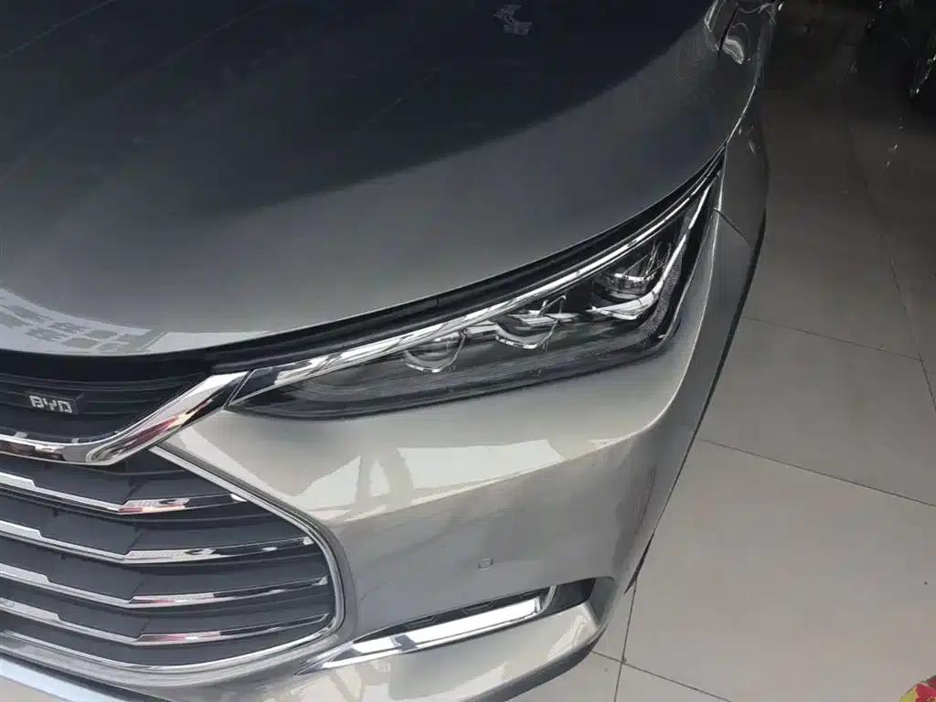 Tang 2018 2.0T Automatic Intelligent Connected Premium 7-seater National V Emission Standard — миниатюра 24