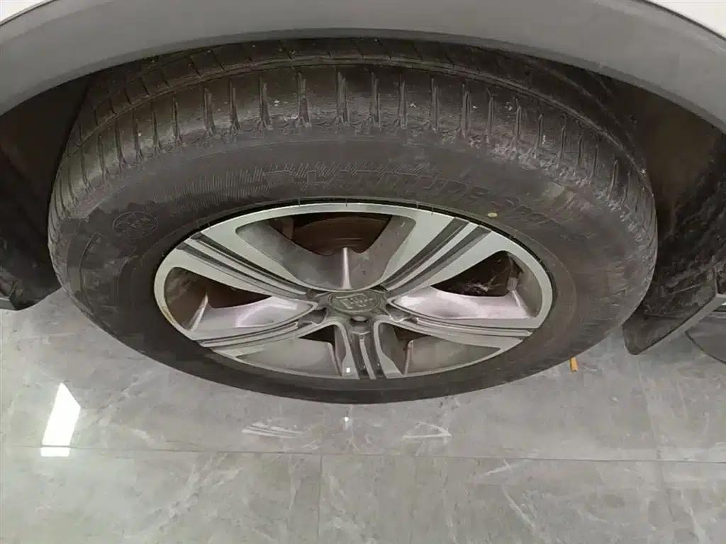 Tang 2019 2.0T Automatic Intelligent Connected Premium 7-seater National VI Emission Standard — миниатюра 23