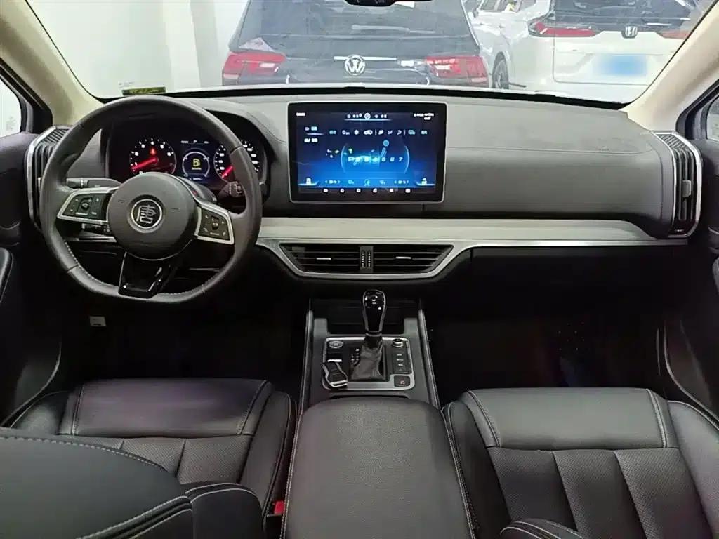 Tang 2019 2.0T Automatic Intelligent Connected Premium 7-seater National VI Emission Standard — миниатюра 10