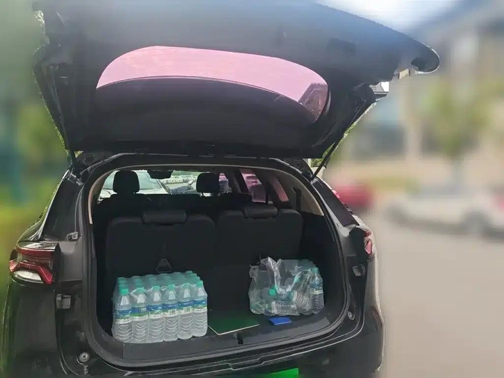 Tang 2018 2.0T Automatic Intelligent Connected Premium 7-seater National V Emission Standard — миниатюра 16