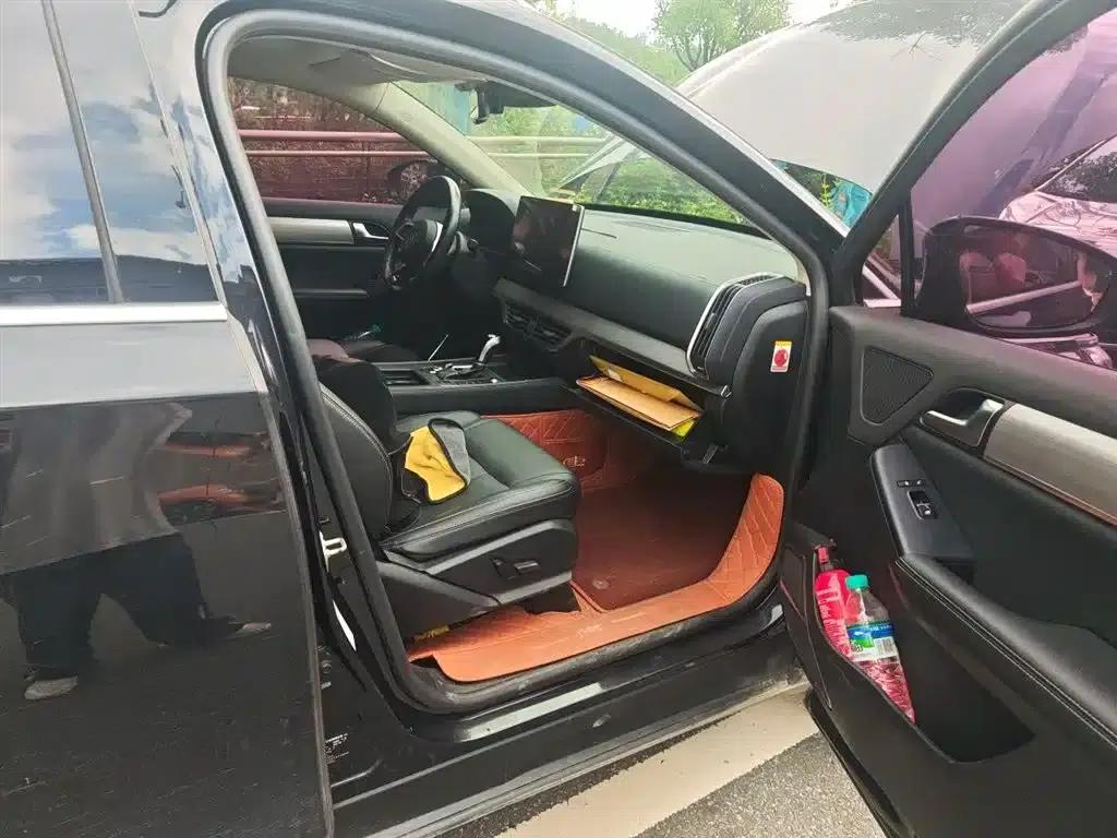 Tang 2018 2.0T Automatic Intelligent Connected Premium 7-seater National V Emission Standard — миниатюра 22