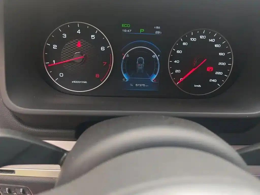 Tang 2018 2.0T Automatic Intelligent Connected Premium 7-seater National V Emission Standard — миниатюра 9