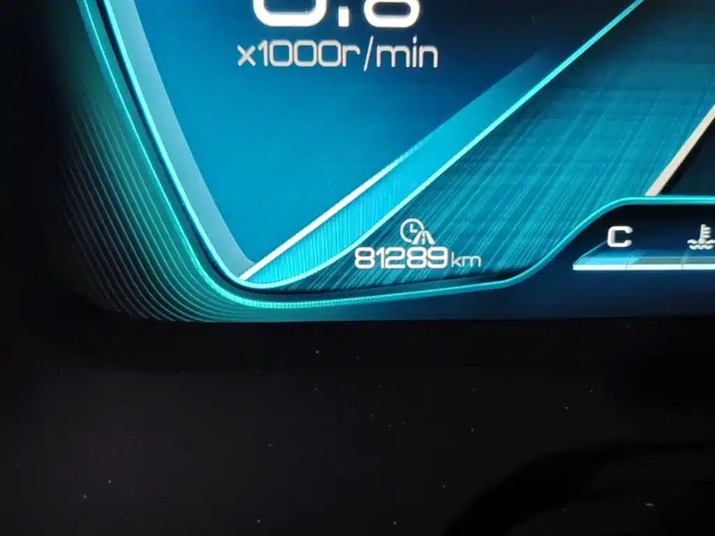 Tang 2018 2.0T Automatic Intelligent Connected Premium 7-seater National V Emission Standard — миниатюра 5