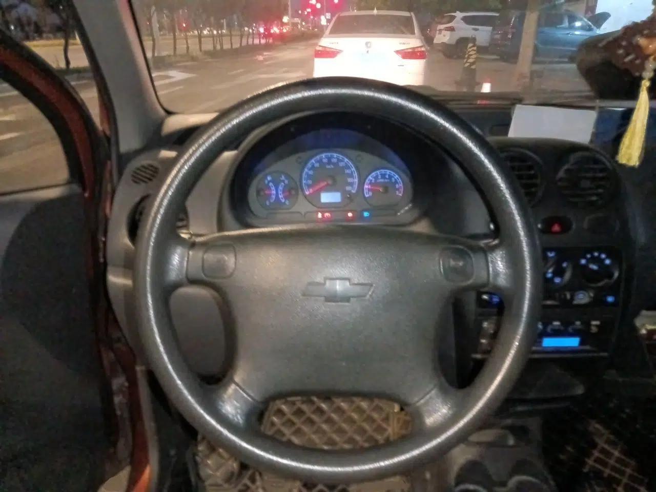Baojun Lechi 2010 1.0L P-TEC Manual Superior Model — миниатюра 11