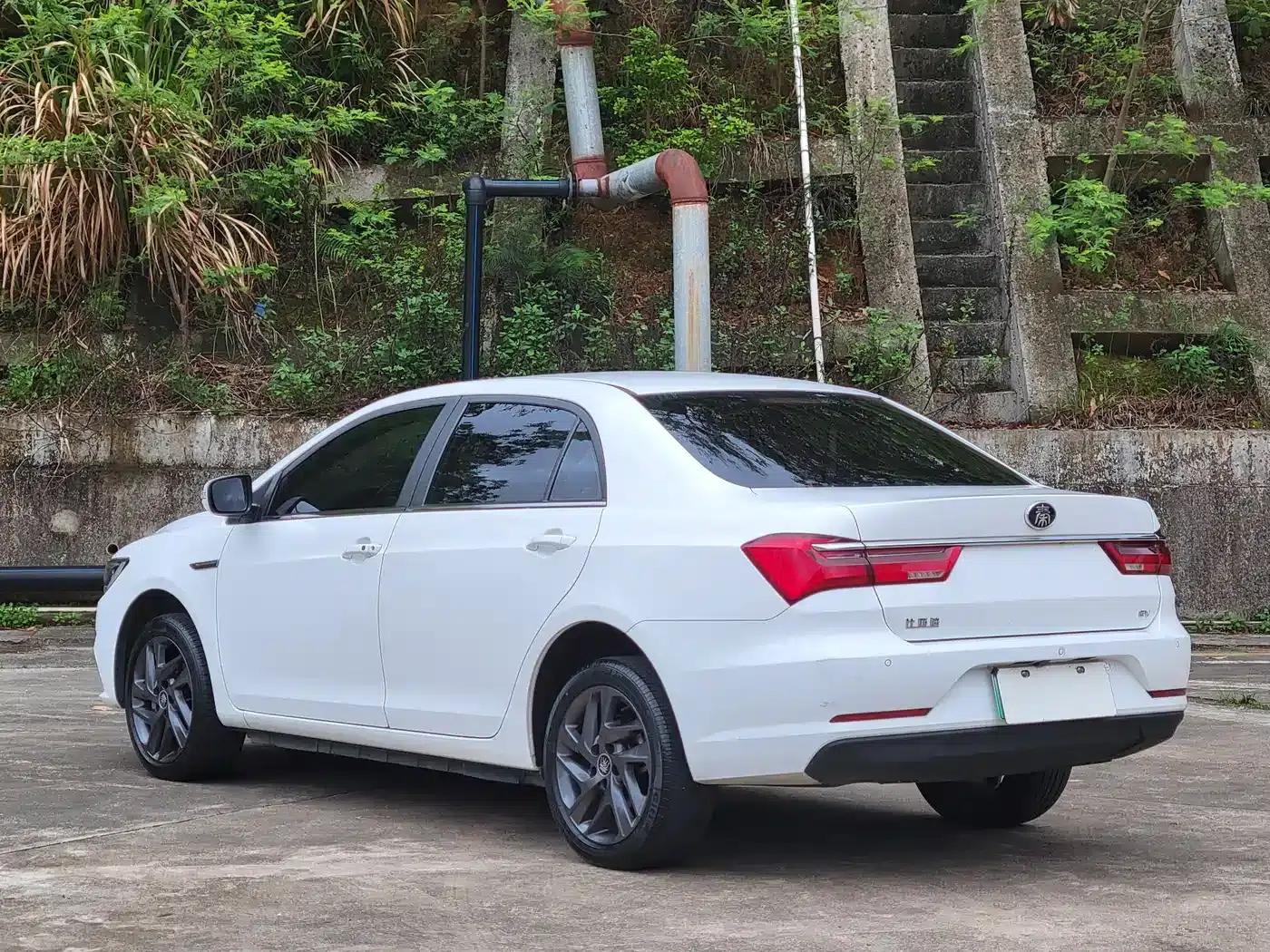Qin New Energy 2019 Long Range Premium Edition — миниатюра 16