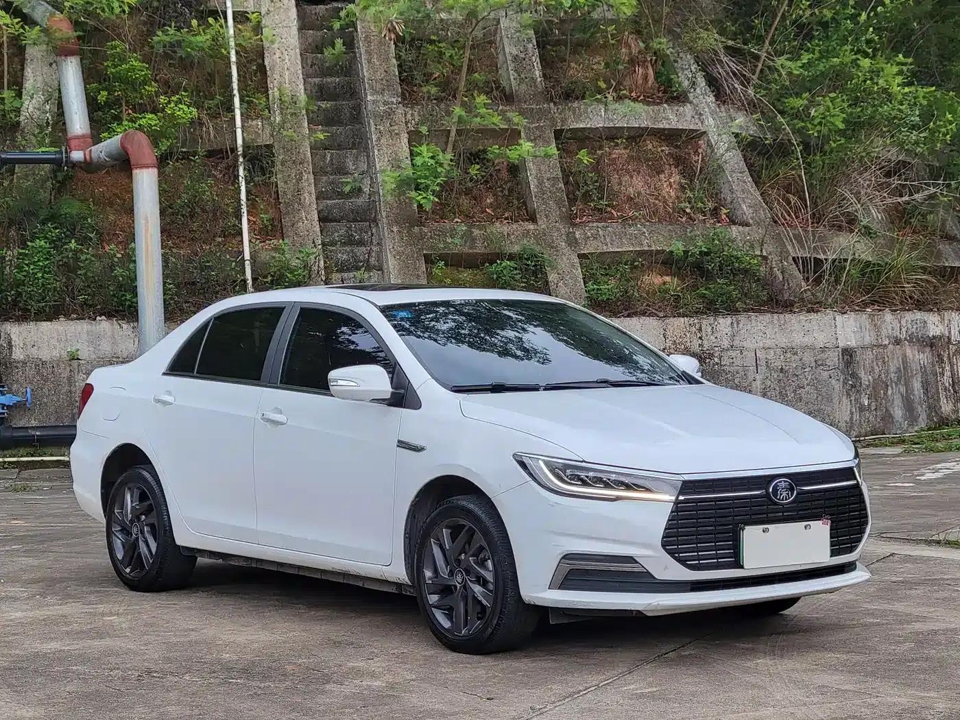 Qin New Energy 2019 Long Range Premium Edition — миниатюра 3