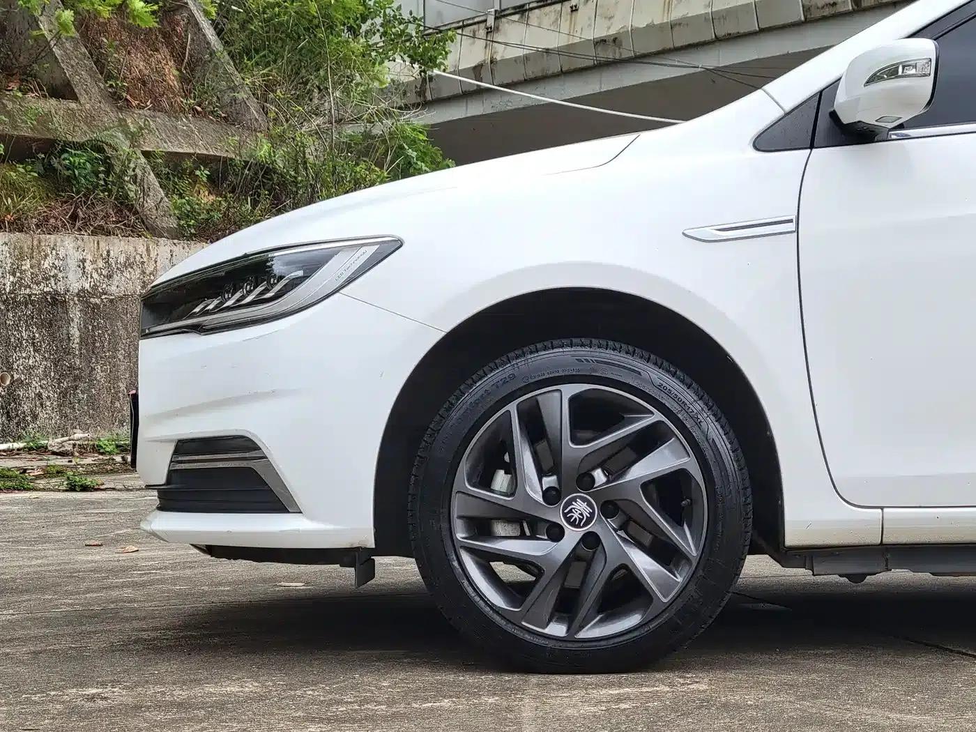 Qin New Energy 2019 Long Range Premium Edition — миниатюра 24
