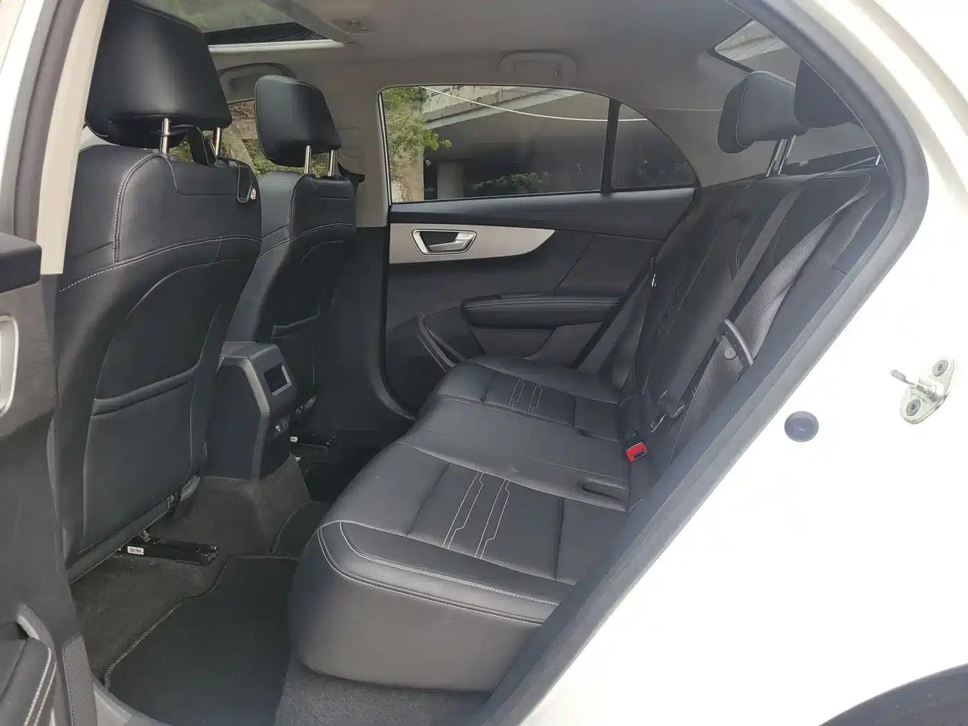 Qin New Energy 2019 Long Range Premium Edition — миниатюра 10
