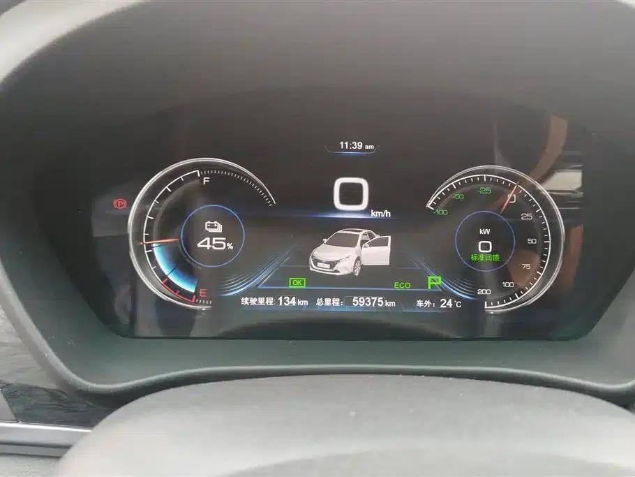 Qin New Energy 2017 Qin EV300 Premium Edition — миниатюра 14