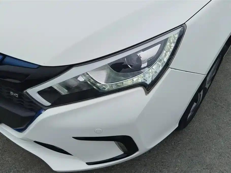 Qin New Energy 2017 Qin EV300 Premium Edition — миниатюра 5