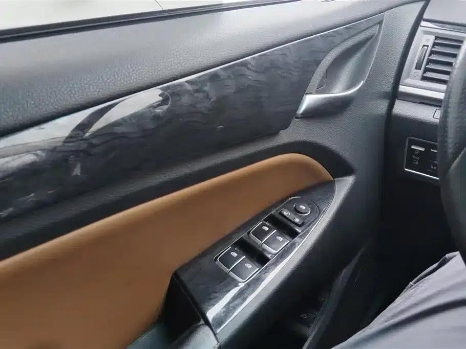 Qin New Energy 2017 Qin EV300 Premium Edition — миниатюра 7