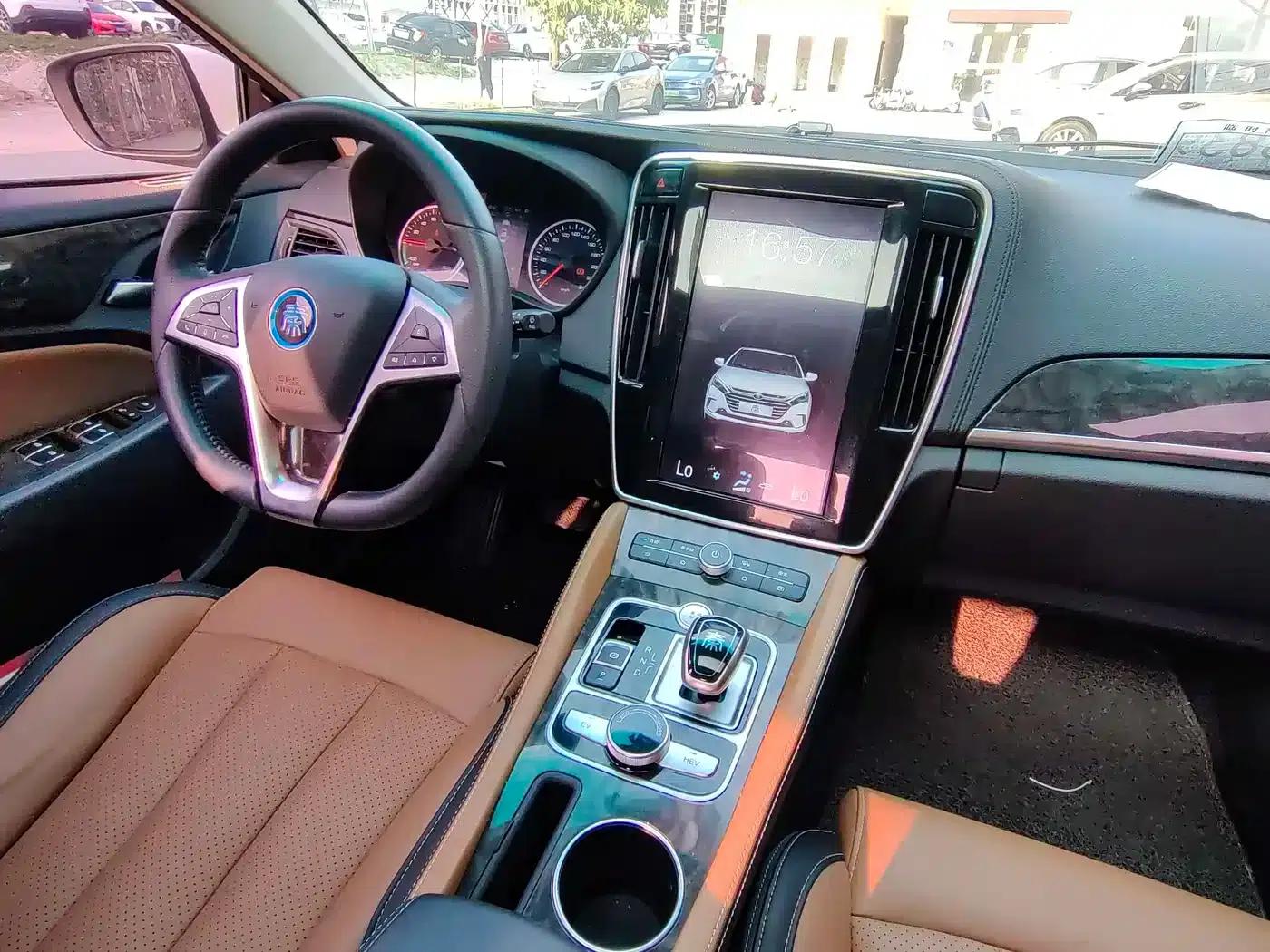 Qin New Energy 2017 1.5T Premium Edition — миниатюра 16