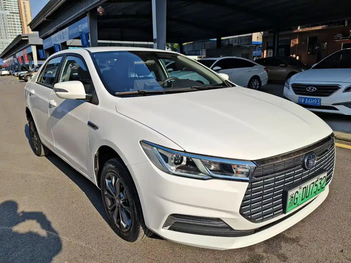 Qin New Energy 2021 Leading Edition — миниатюра 3