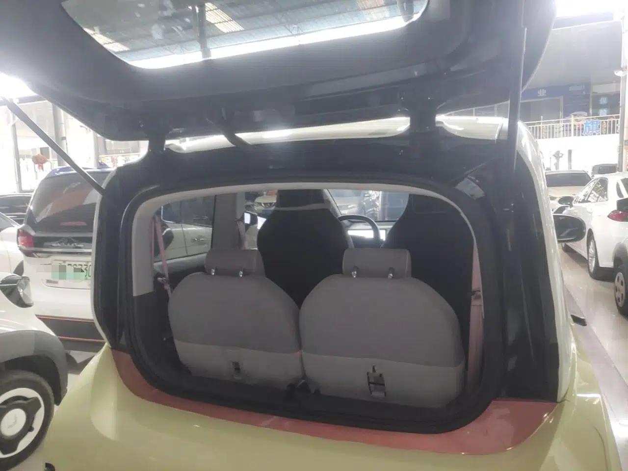 Baojun E300 2020 Plus Starry Intelligence Edition — миниатюра 22