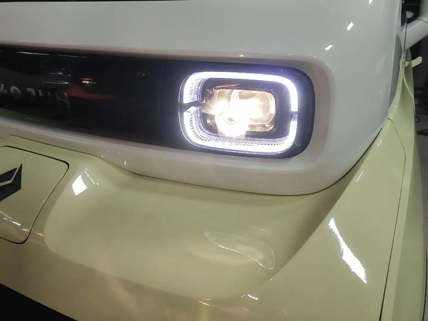 Baojun E300 2020 Plus Starry Intelligence Edition — миниатюра 9