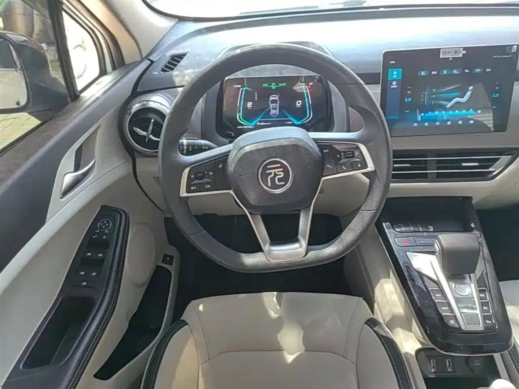 Yuan Pro 2021 401KM Luxury Edition — миниатюра 11