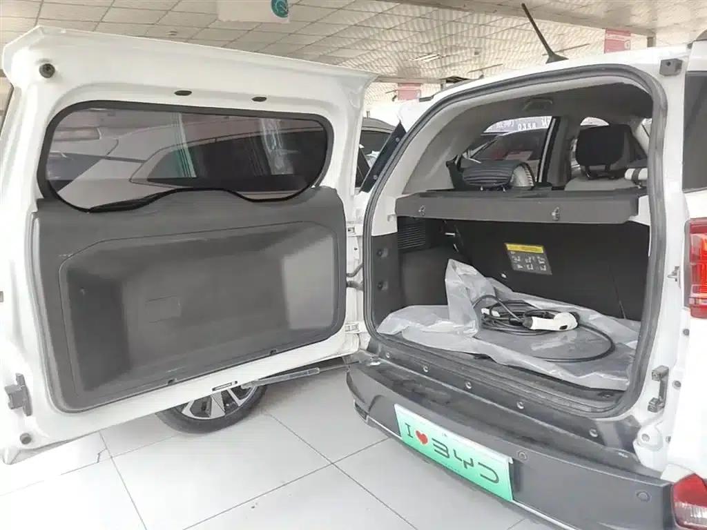 Yuan Pro 2021 401KM Luxury Edition — миниатюра 19