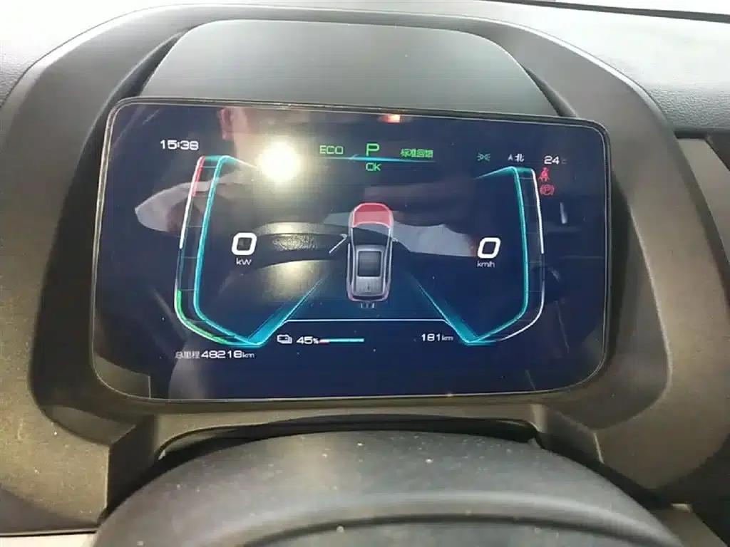 Yuan Pro 2021 401KM Luxury Edition — миниатюра 12