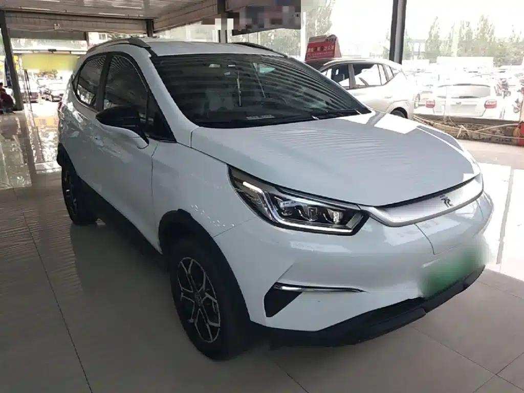 Yuan Pro 2021 401KM Luxury Edition — миниатюра 4