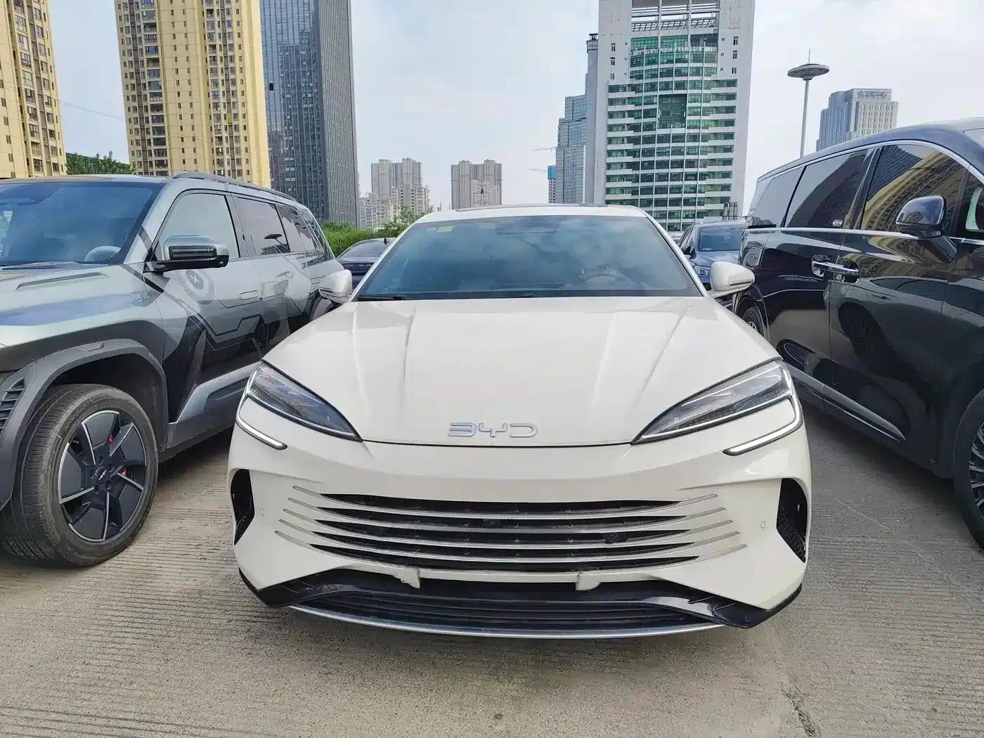 Seal 07 DM-i 2025 Model DM-i 1.5L 125km Premium — миниатюра 2