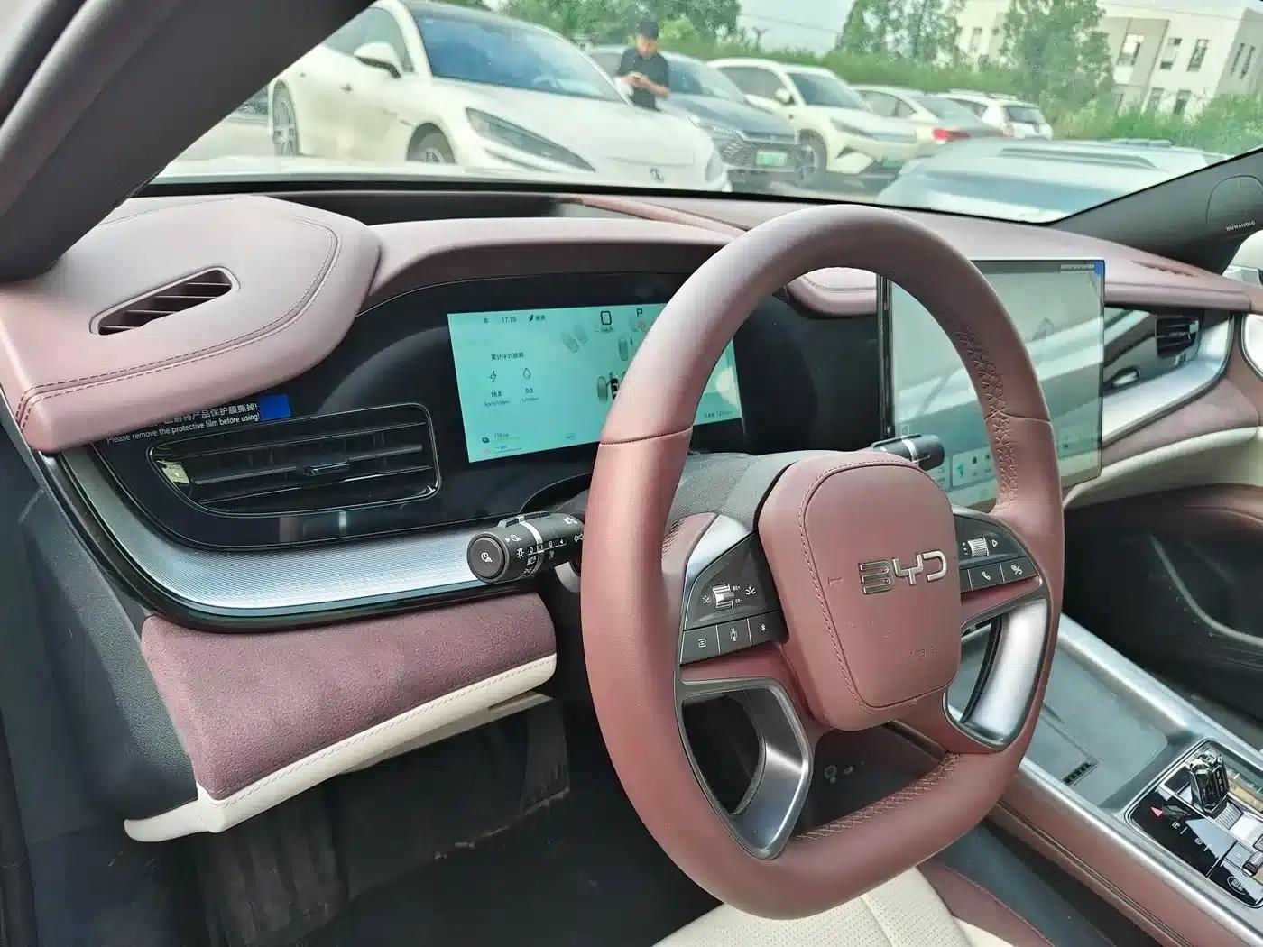 Seal 07 DM-i 2025 Model DM-i 1.5L 125km Premium — миниатюра 14