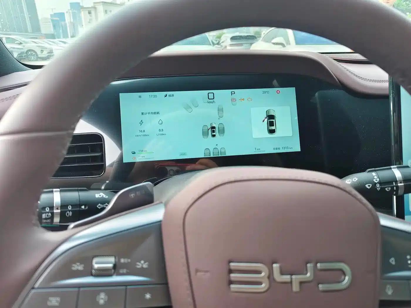 Seal 07 DM-i 2025 Model DM-i 1.5L 125km Premium — миниатюра 15