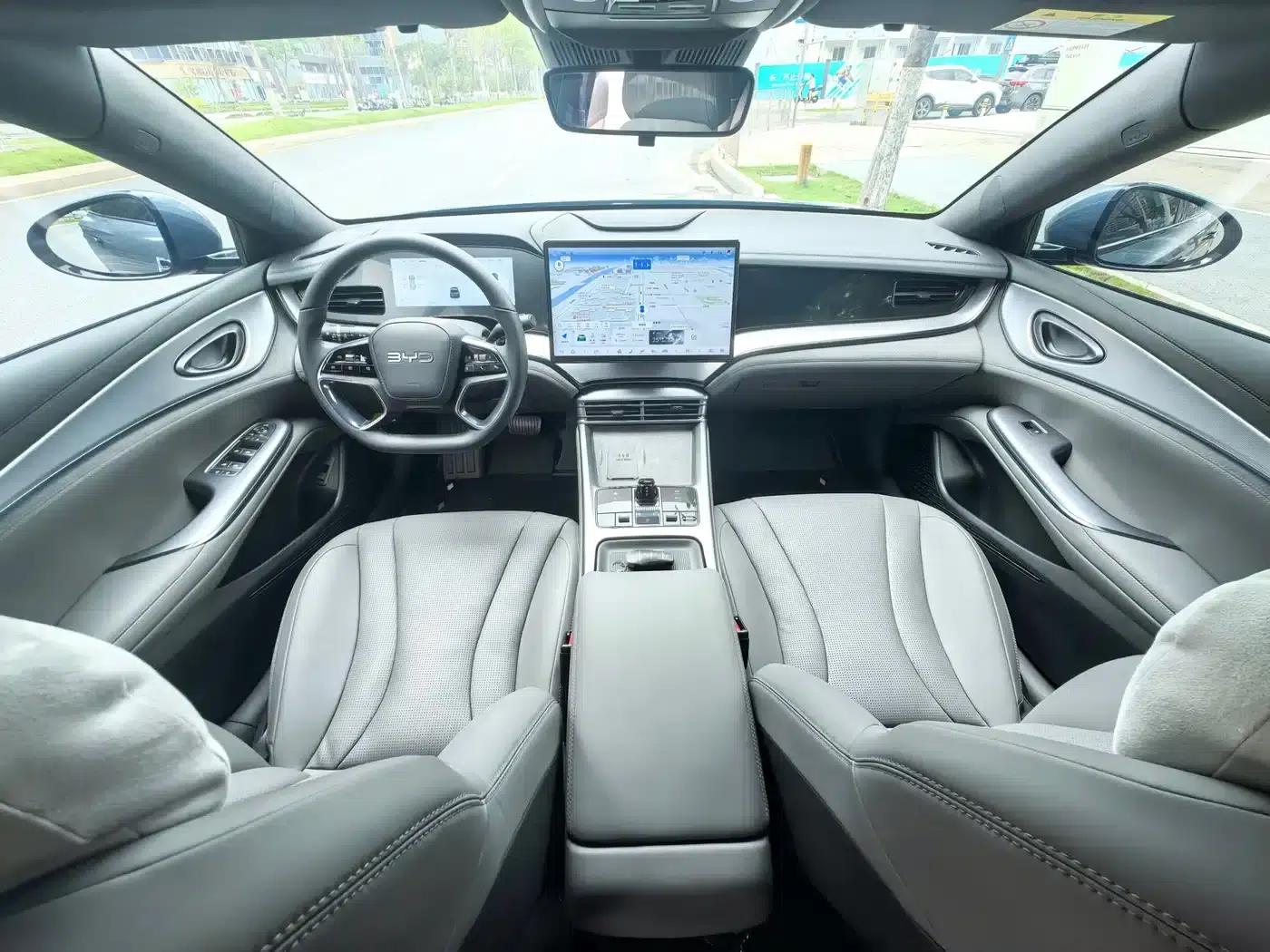 Seal 07 DM-i 2025 Model DM-i 1.5L 125km Luxury — миниатюра 8