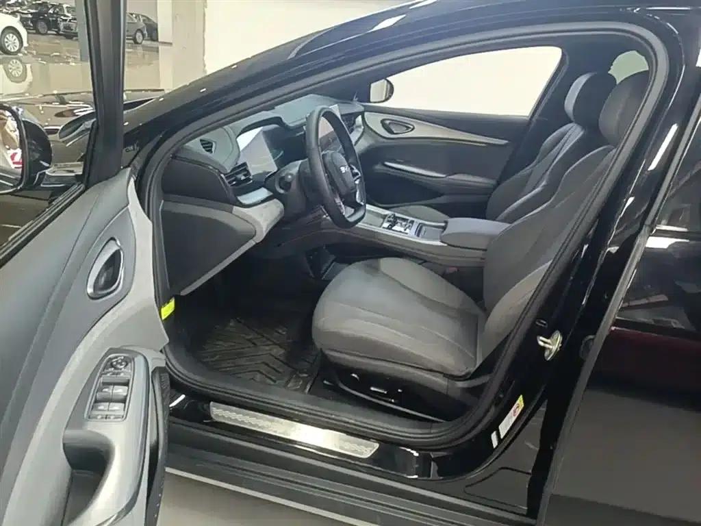 Seal 07 DM-i 2025 Model DM-i 1.5L 125km Luxury — миниатюра 16