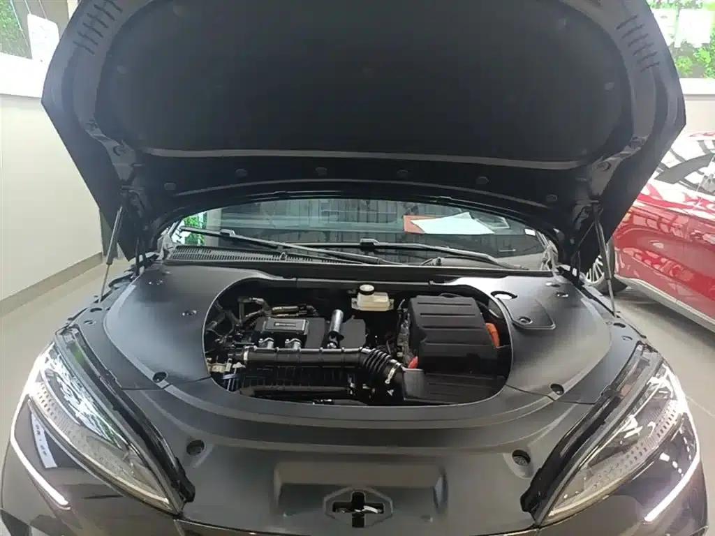 Seal 07 DM-i 2025 Model DM-i 1.5L 125km Luxury — миниатюра 20