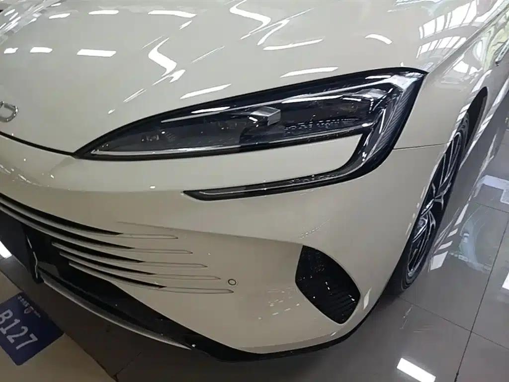 Seal 07 DM-i 2025 Model DM-i 1.5L 125km Luxury — миниатюра 24