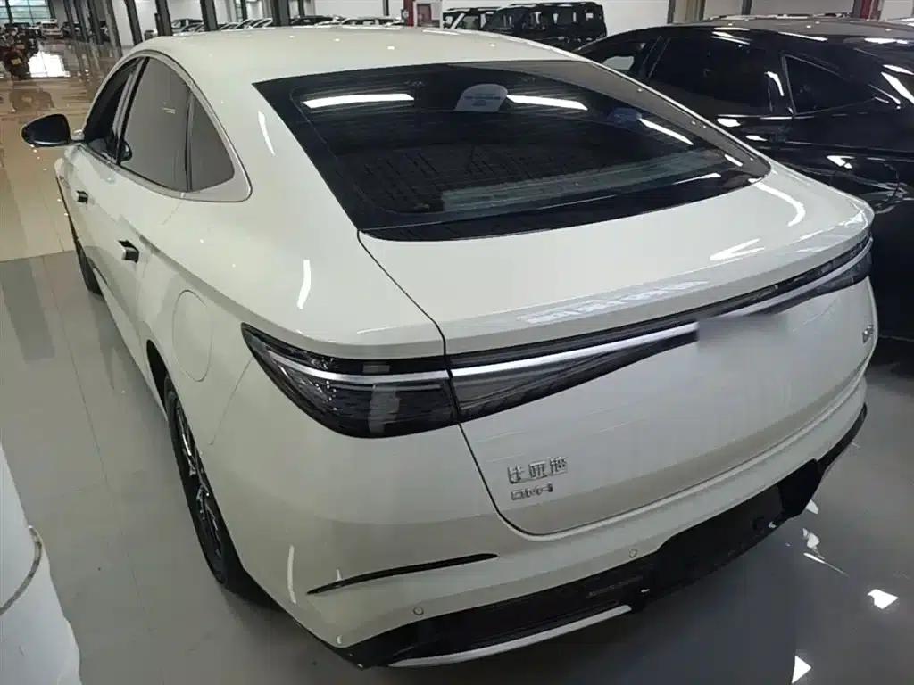 Seal 07 DM-i 2025 Model DM-i 1.5L 70km Elite — миниатюра 5